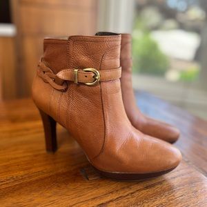 *Rare* Vintage leather heeled booties with braided buckle detailing